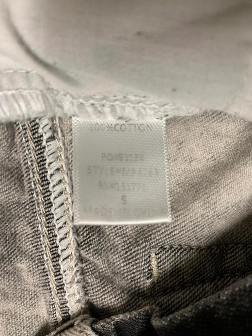 LE LIS Pantalones cortos vaqueros desgastados grises talla pequeña W25 de tiro medio con dobladillo deshilachado