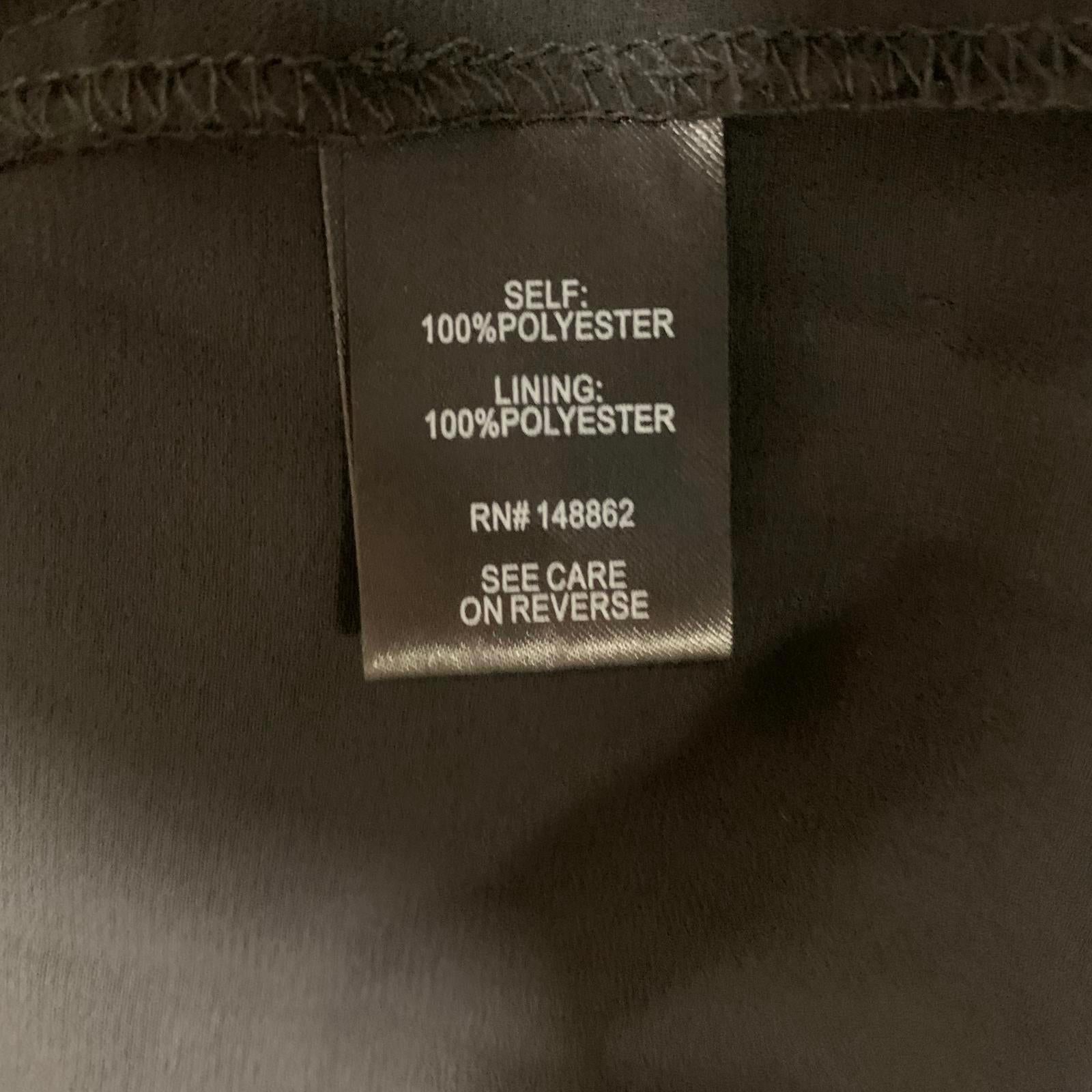 Blusa peplum de manga larga negra Torrid para mujer, talla 3, con estampado floral texturizado