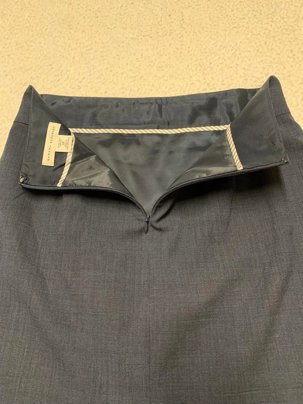 Vintage Banana Republic Womens Sz 0P Petite Navy Blue Skirt