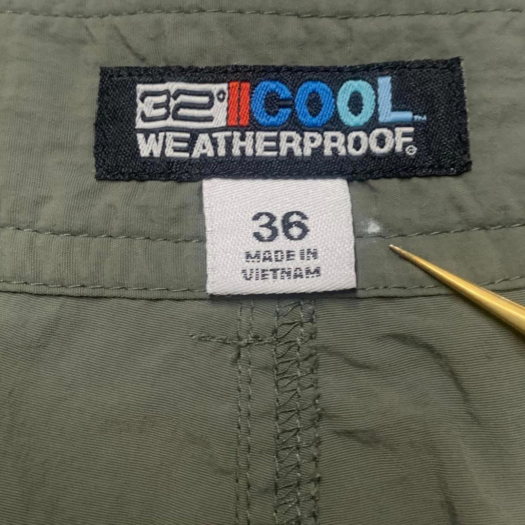 32 Degrees Cool Weatherproof Men's Shorts  Sz 36  Comfortable Nylon W37