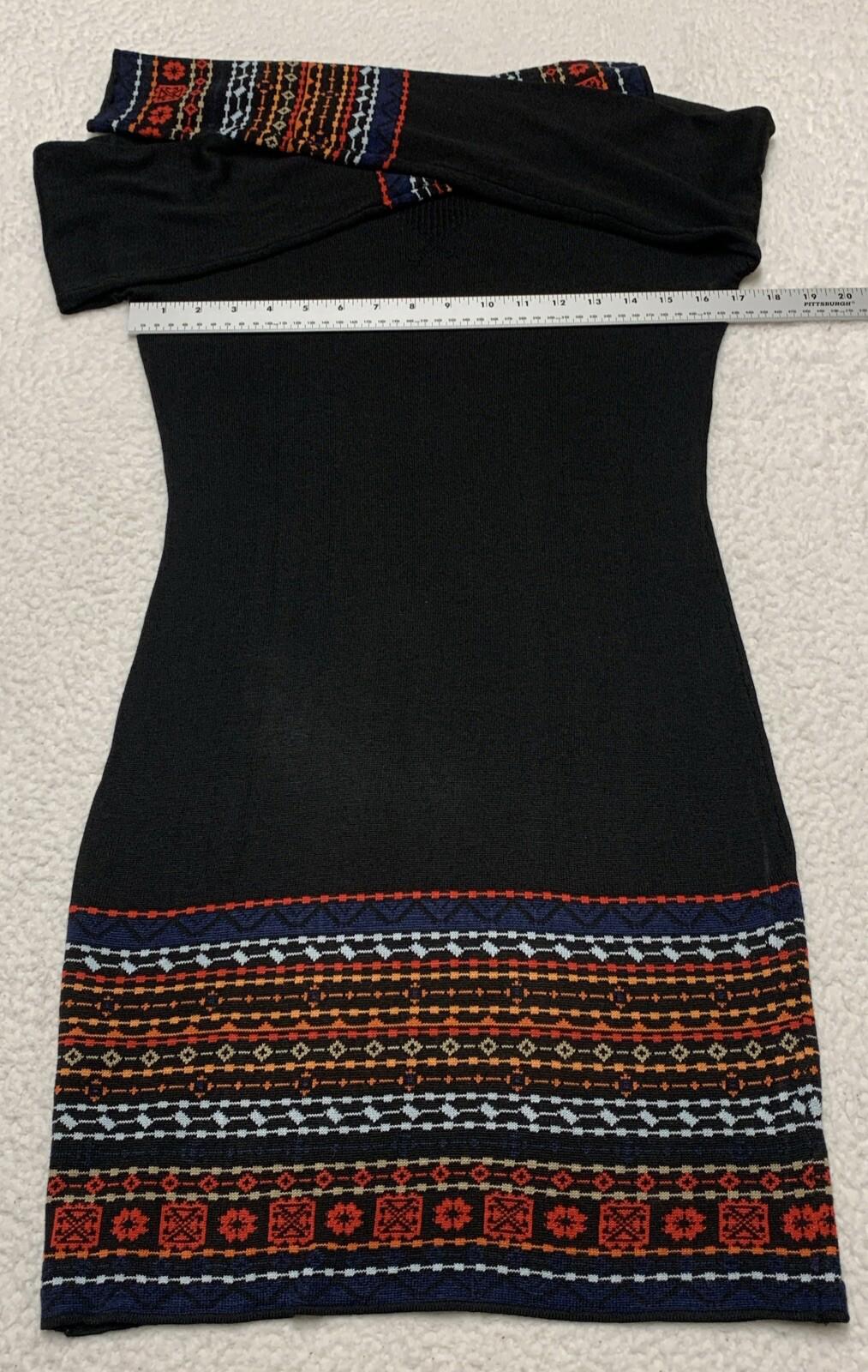 Vestido midi ajustado de punto negro pequeño de POOF Junior con ajuste elástico