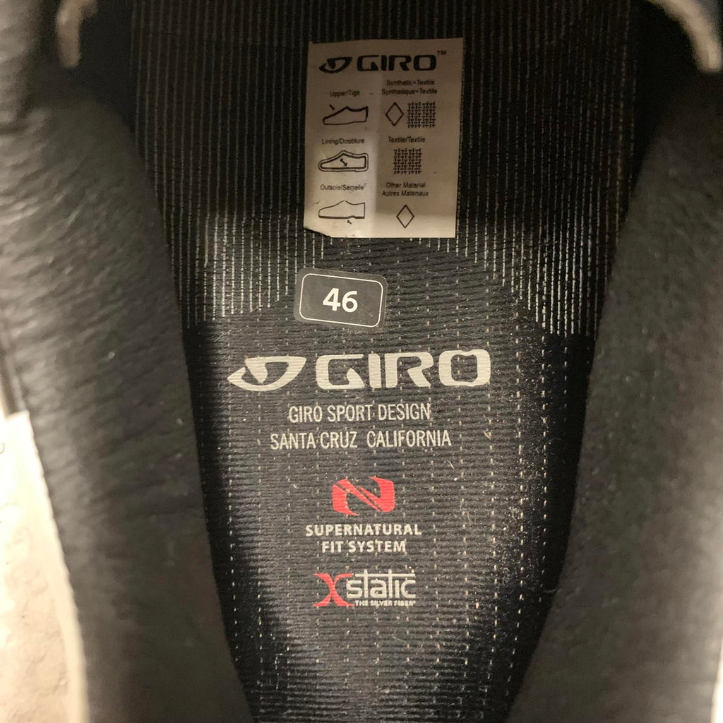 Zapatillas de ciclismo Giro Sport para hombre, talla 12 (EE. UU.), color negro y blanco, para bicicleta de carretera SPD, sin clip