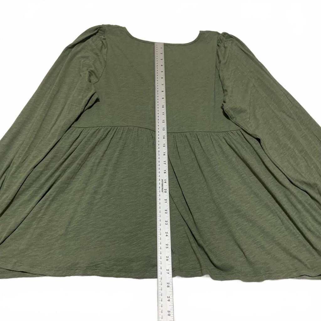 Camiseta de jersey flameado supersuave Torrid para mujer, talla 2, verde oliva