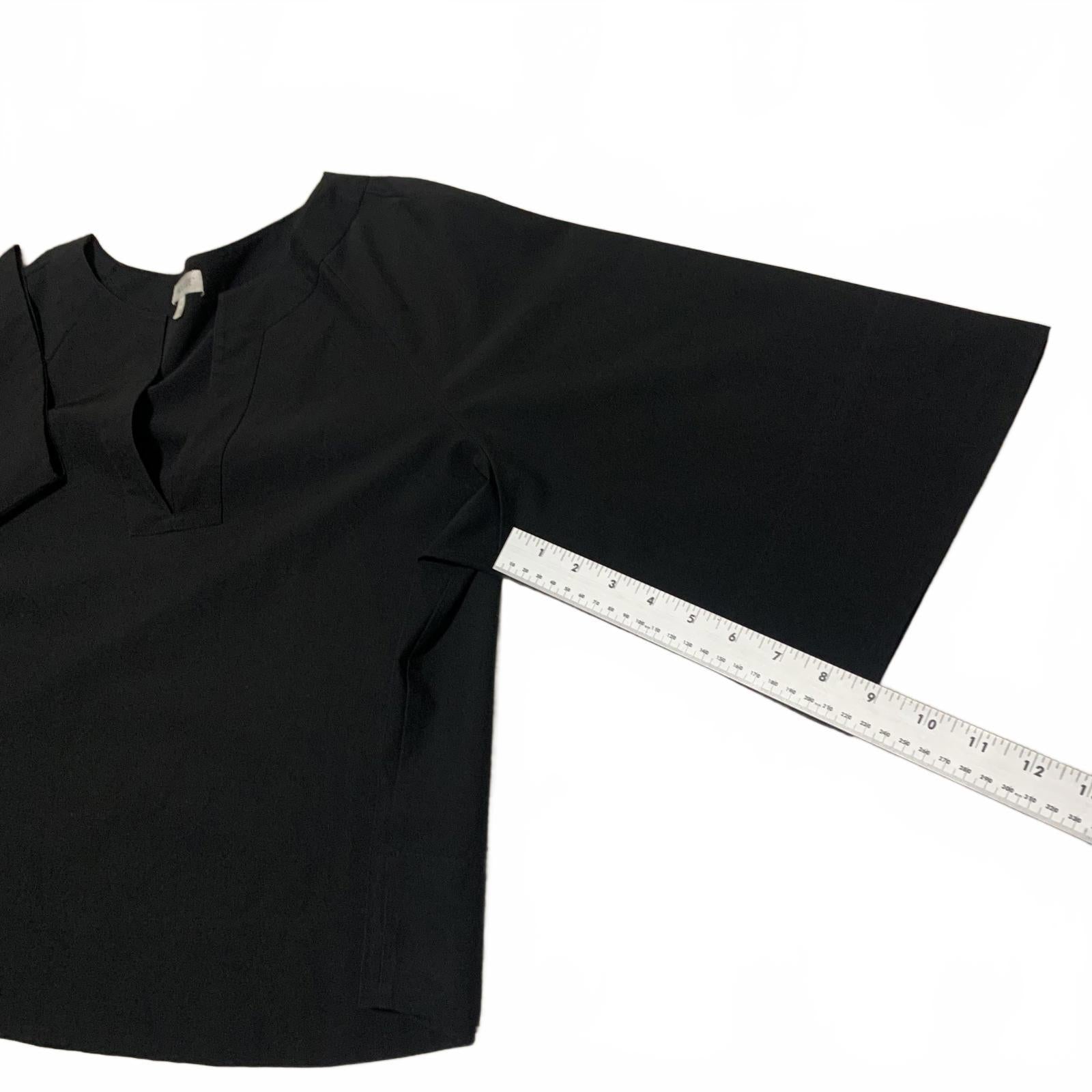 Top corto minimalista de gran tamaño con cuello en V negro para mujer, talla extragrande, de Prologue