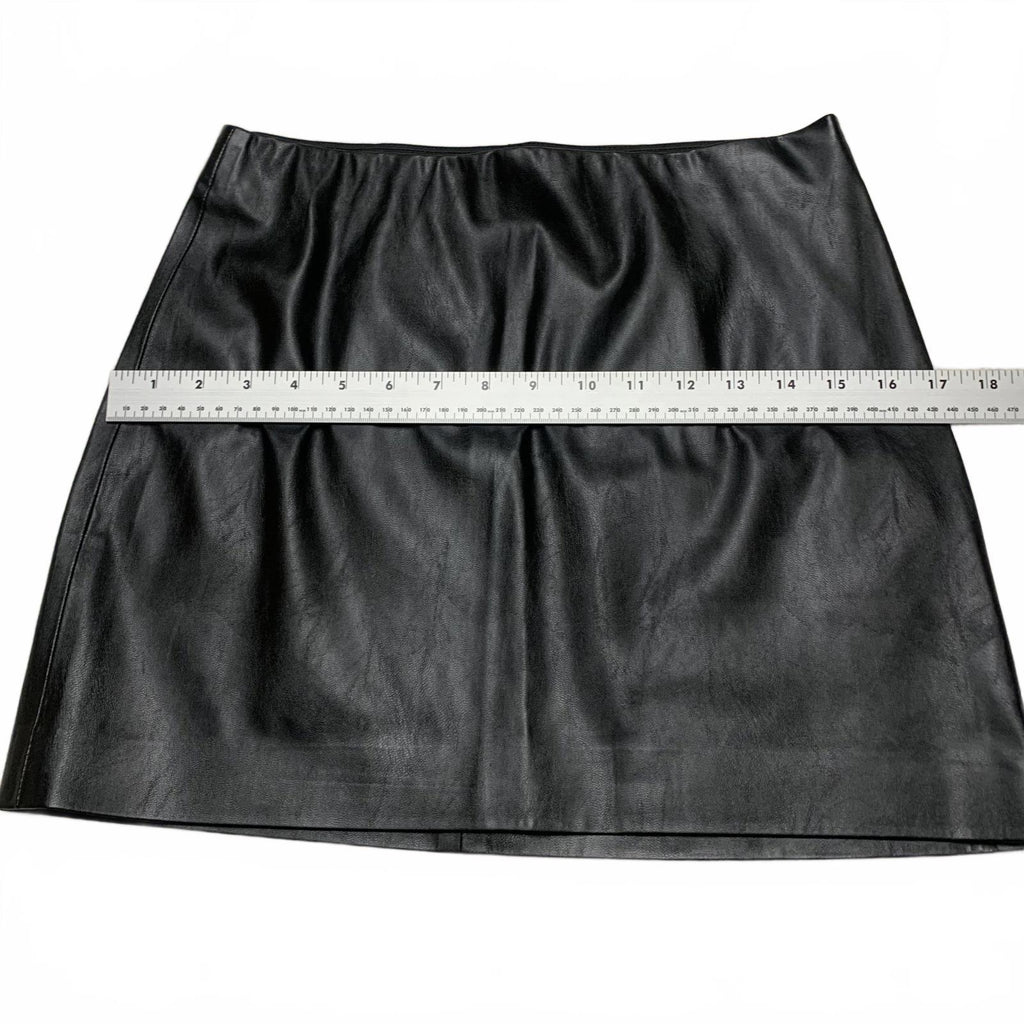 Minifalda Shinestar de piel sintética negra para mujer, talla mediana - Talla M