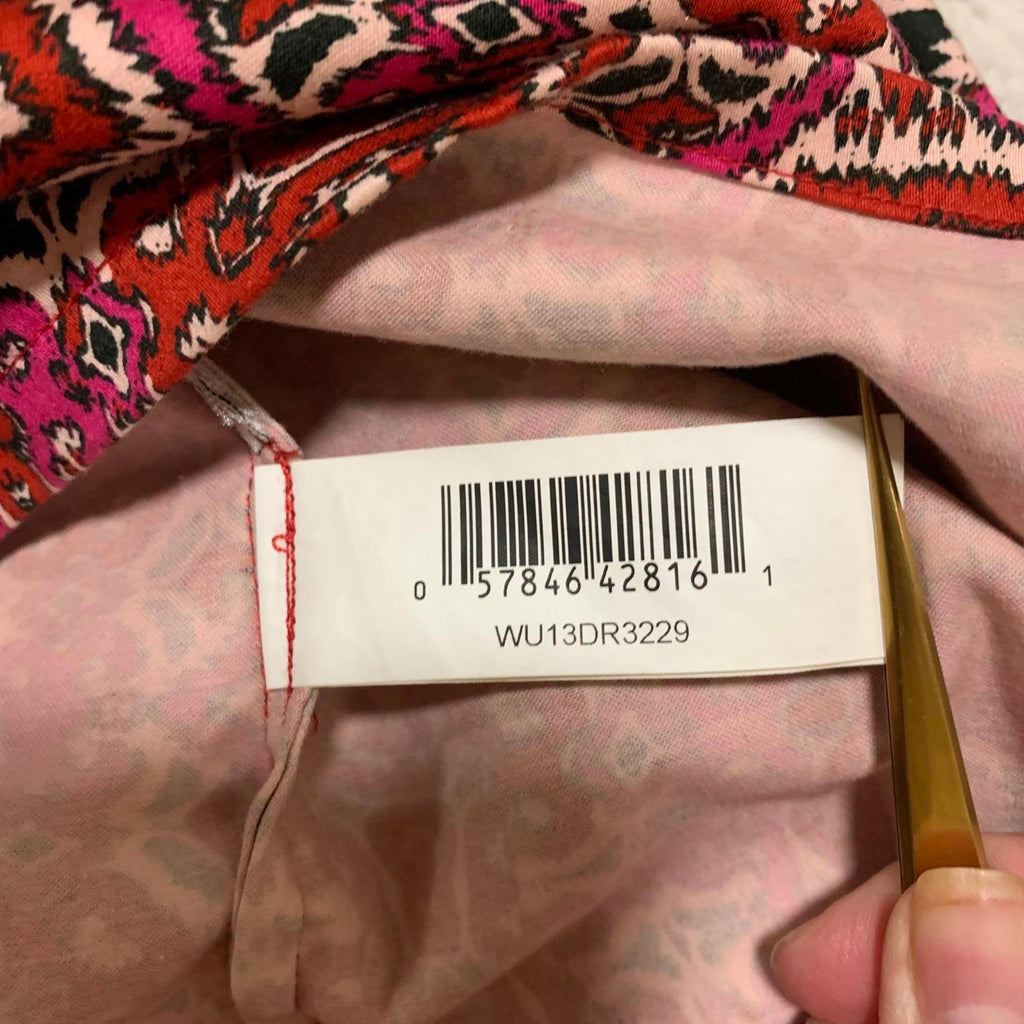 Vestido tubo Joe Fresh con cuello en V, sin mangas y estampado floral, talla S para mujer