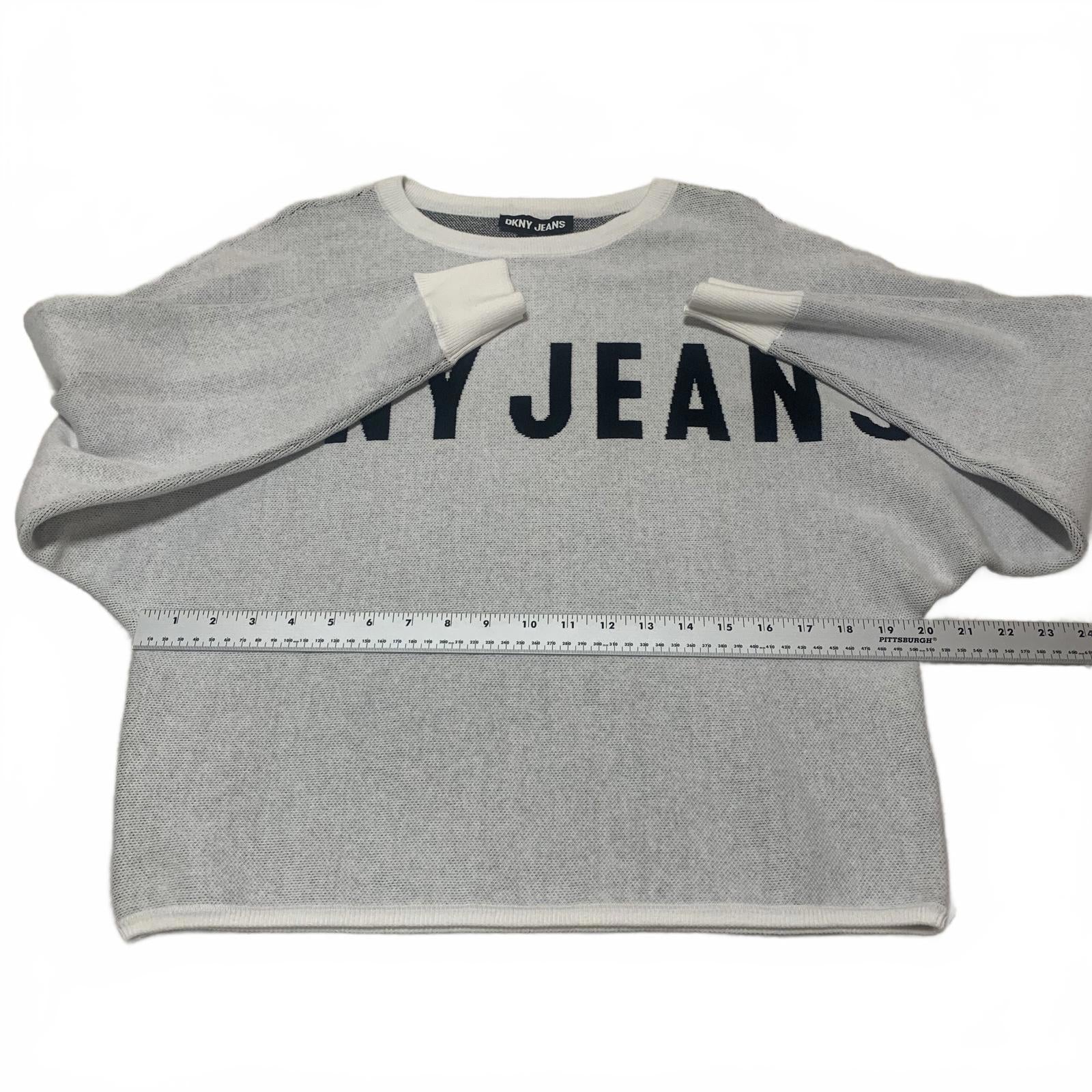 Suéter de cuello redondo gris claro con logo y mangas de mariposa para mujer, talla S, de DKNY Jeans VTG