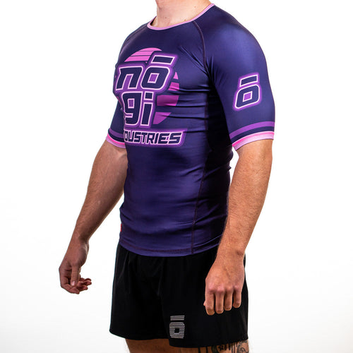 Camiseta de manga corta '7Four Rank, color morado 