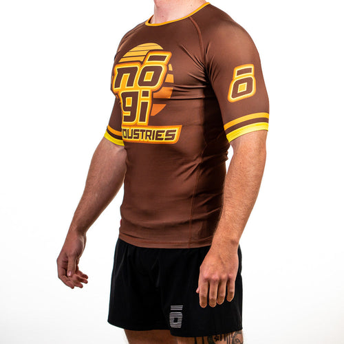 Camiseta de manga corta '7Four Rank marrón 