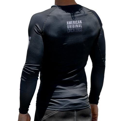 Camiseta de manga larga Core - NEGRA 