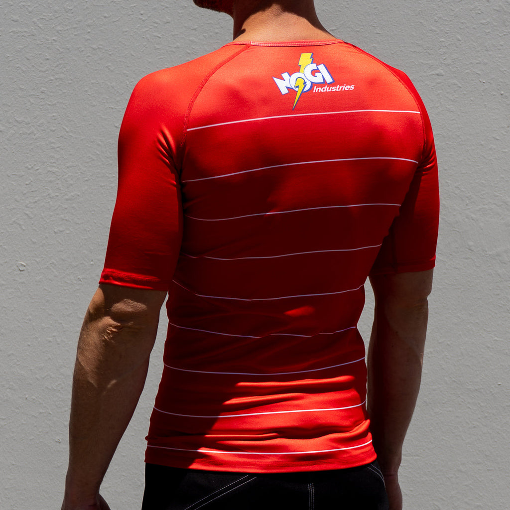 Camiseta Energy Rash Guard de Nogi Industries, manga corta, color rojo