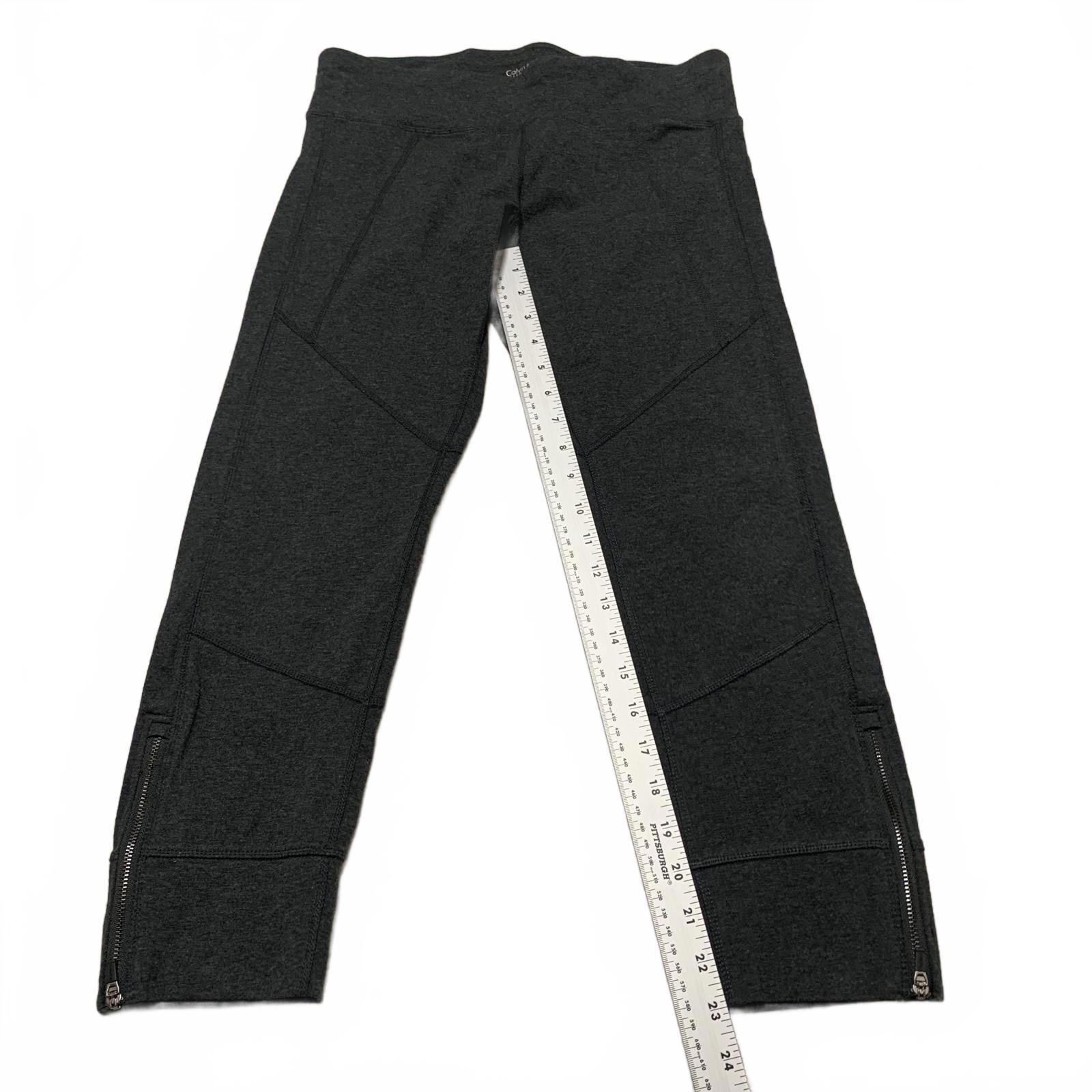 Calvin Klein Women's Large Gray Athletic Leggings Capri W30