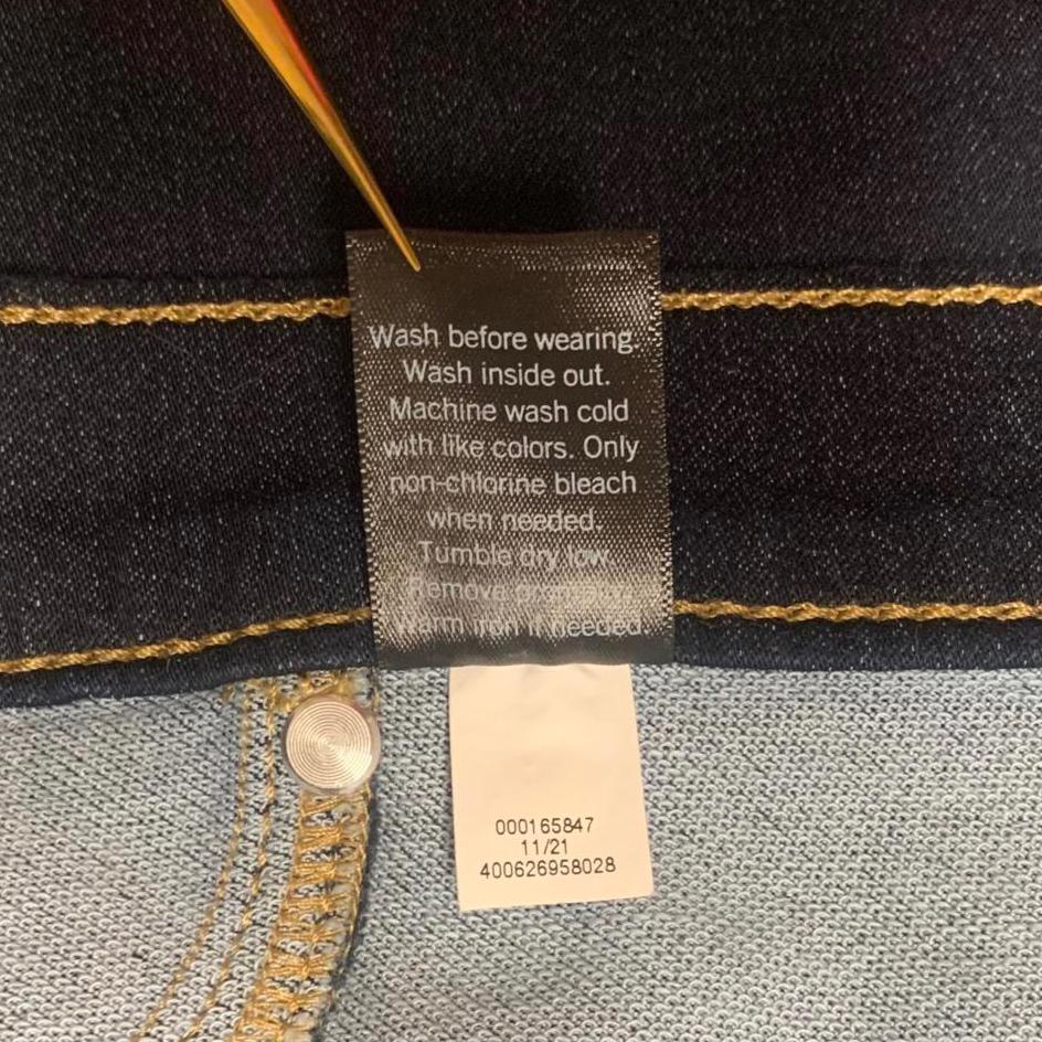 Simply Vera Vera Wang Women's Sz 3X Blue Jeans 46 x 27 Legging