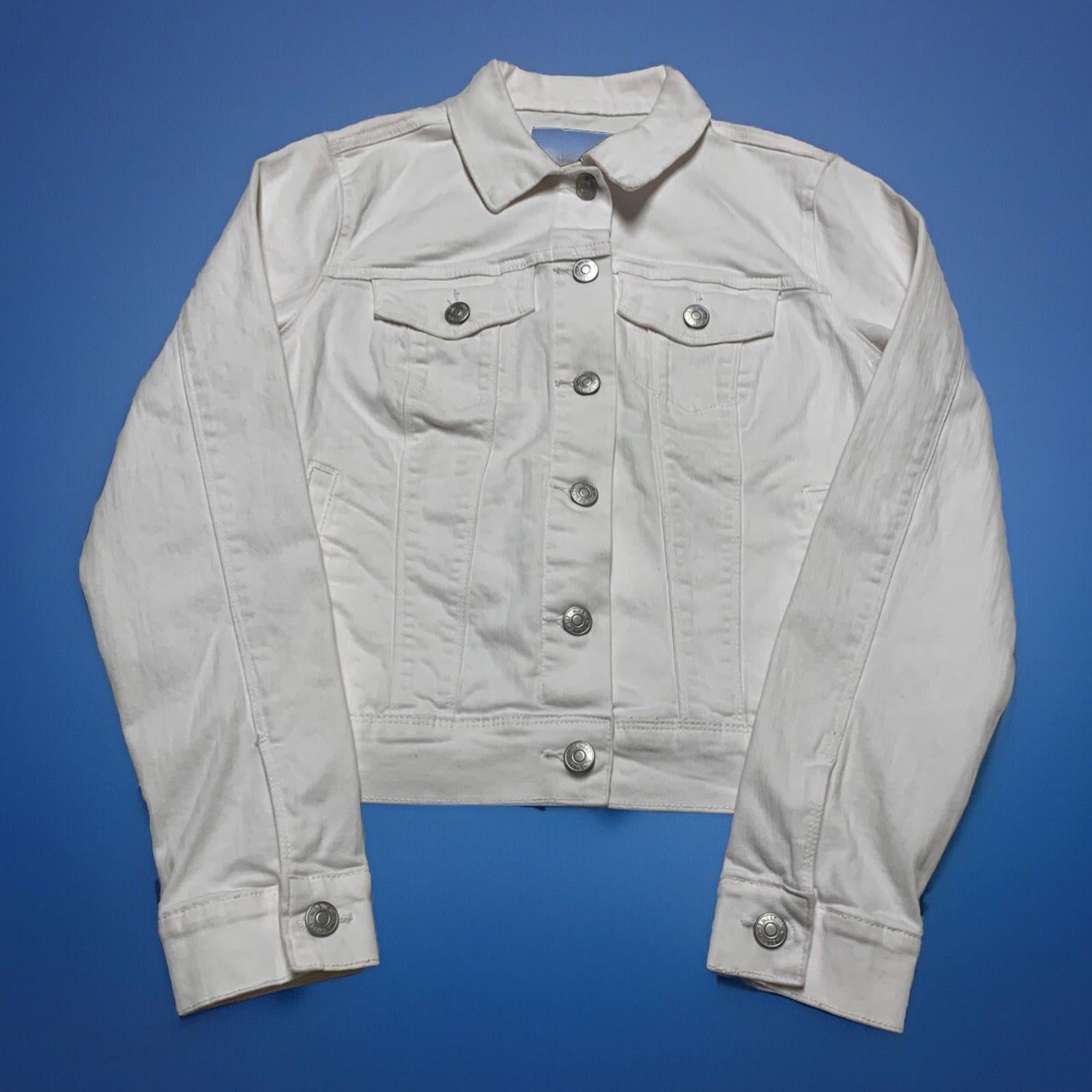 Chaqueta vaquera Sarah blanca pequeña con botones para mujer de Nine West Jeans