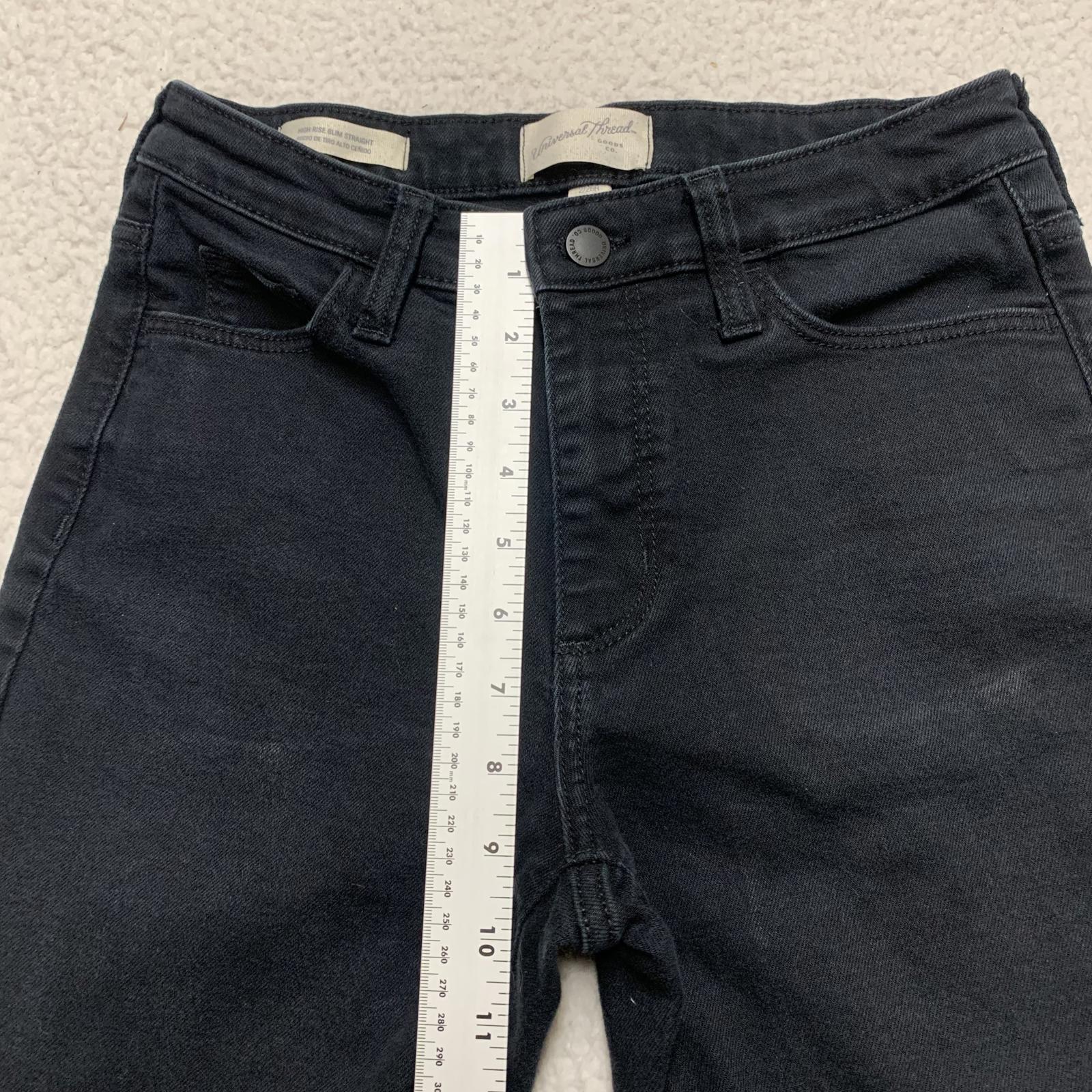 Vaqueros Universal Thread Goods Co. para mujer, talla 2/26R, negros, pierna recta, 26 x 26,25