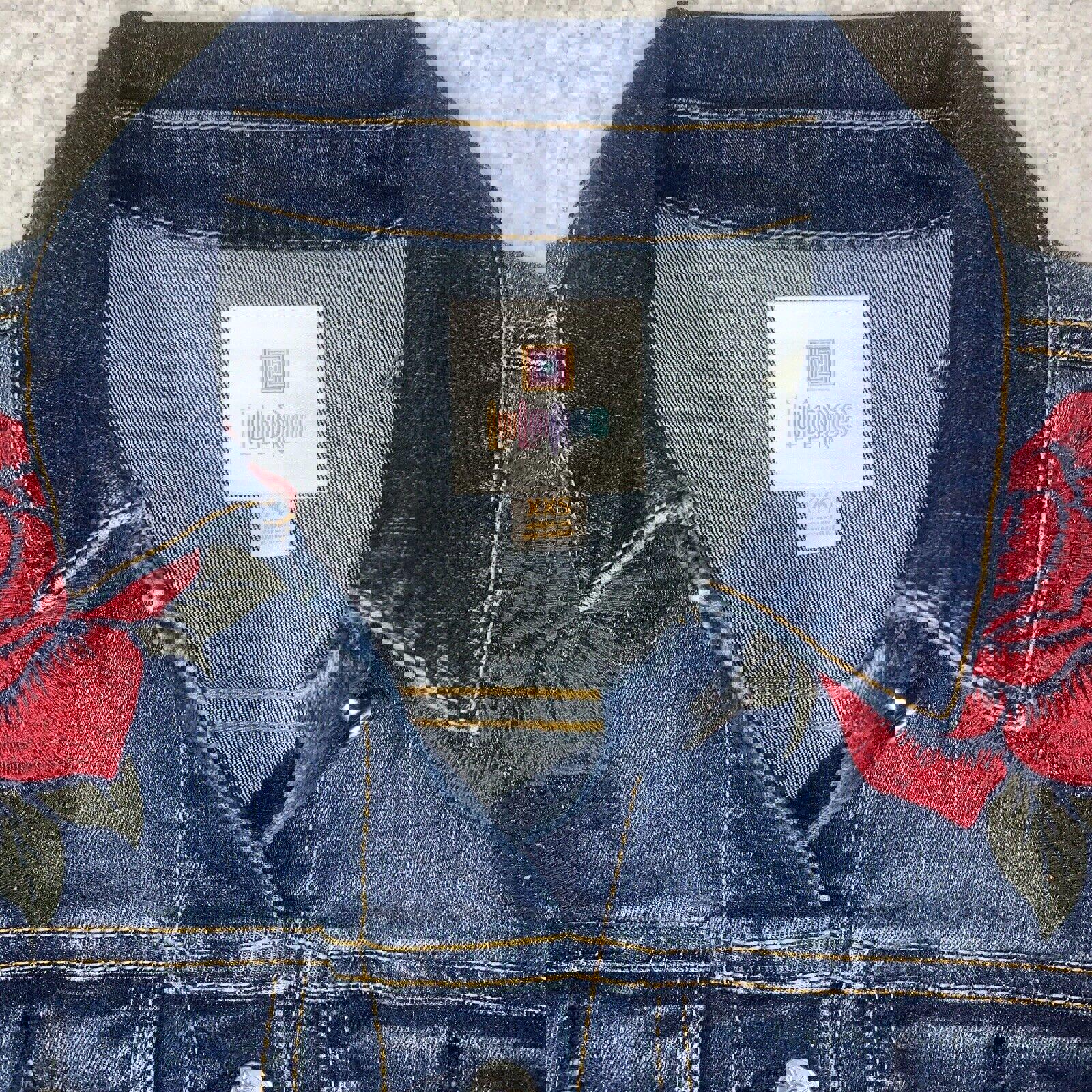 Chaqueta vaquera Lularoe Jaxon con rosa roja talla XXS y bordado pequeño