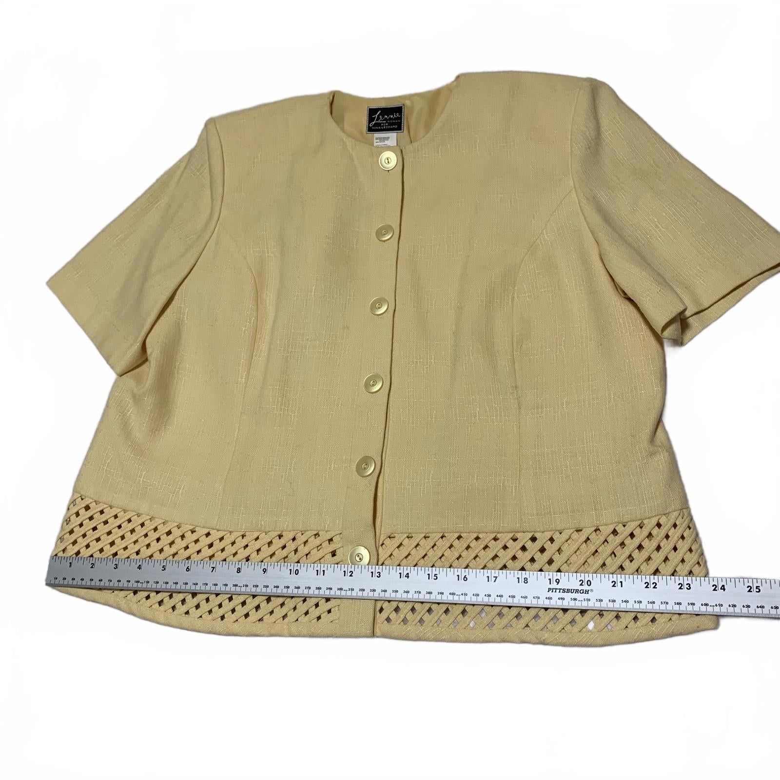 Chaqueta amarilla con botones y diseño enrejado de Lennie Woman para Nina Leonard, talla 16W, para mujer