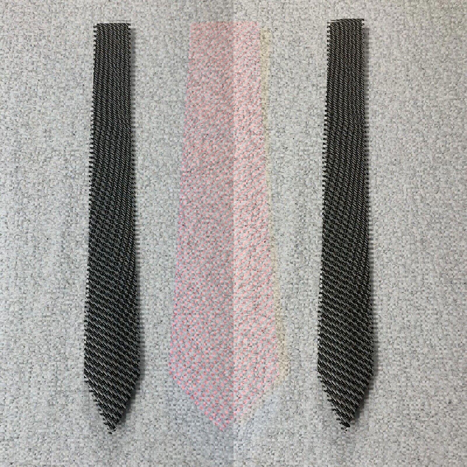 Corbata Giorgio Brutini con estampado geométrico diminuto en rojo y negro