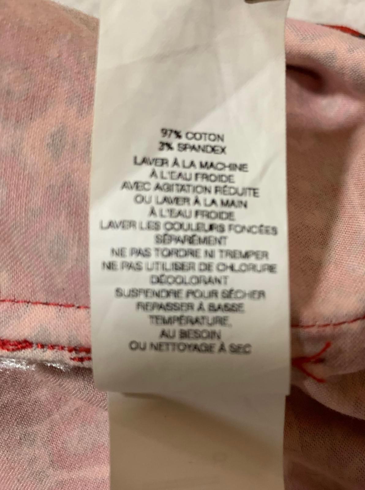 Vestido tubo Joe Fresh con cuello en V, sin mangas y estampado floral, talla S para mujer