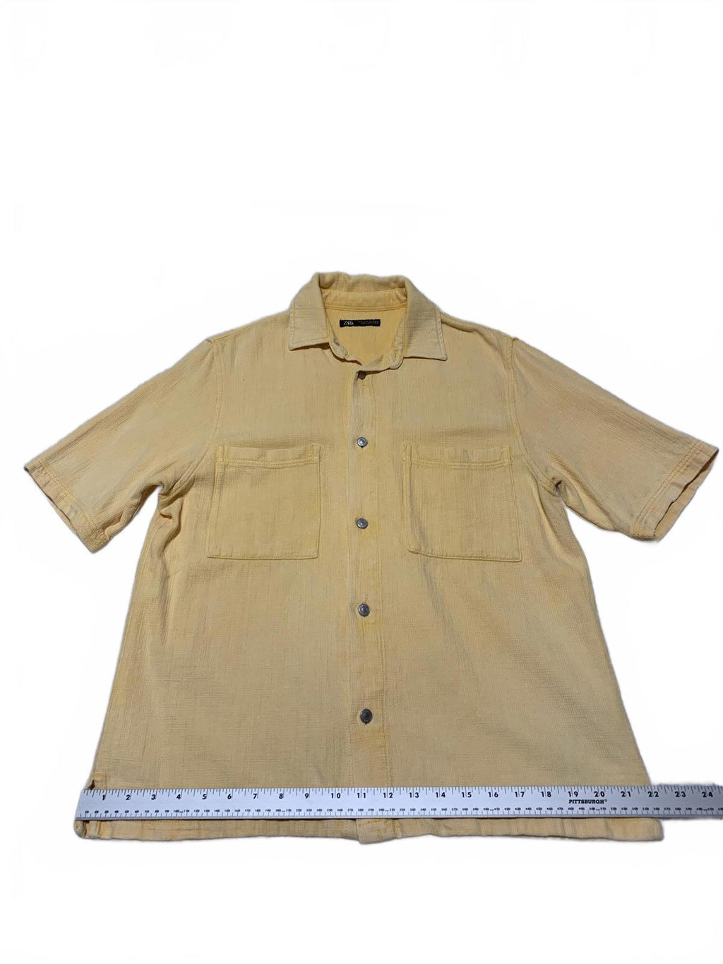 Camisa de manga corta abotonada amarilla de Zara para hombre, talla mediana