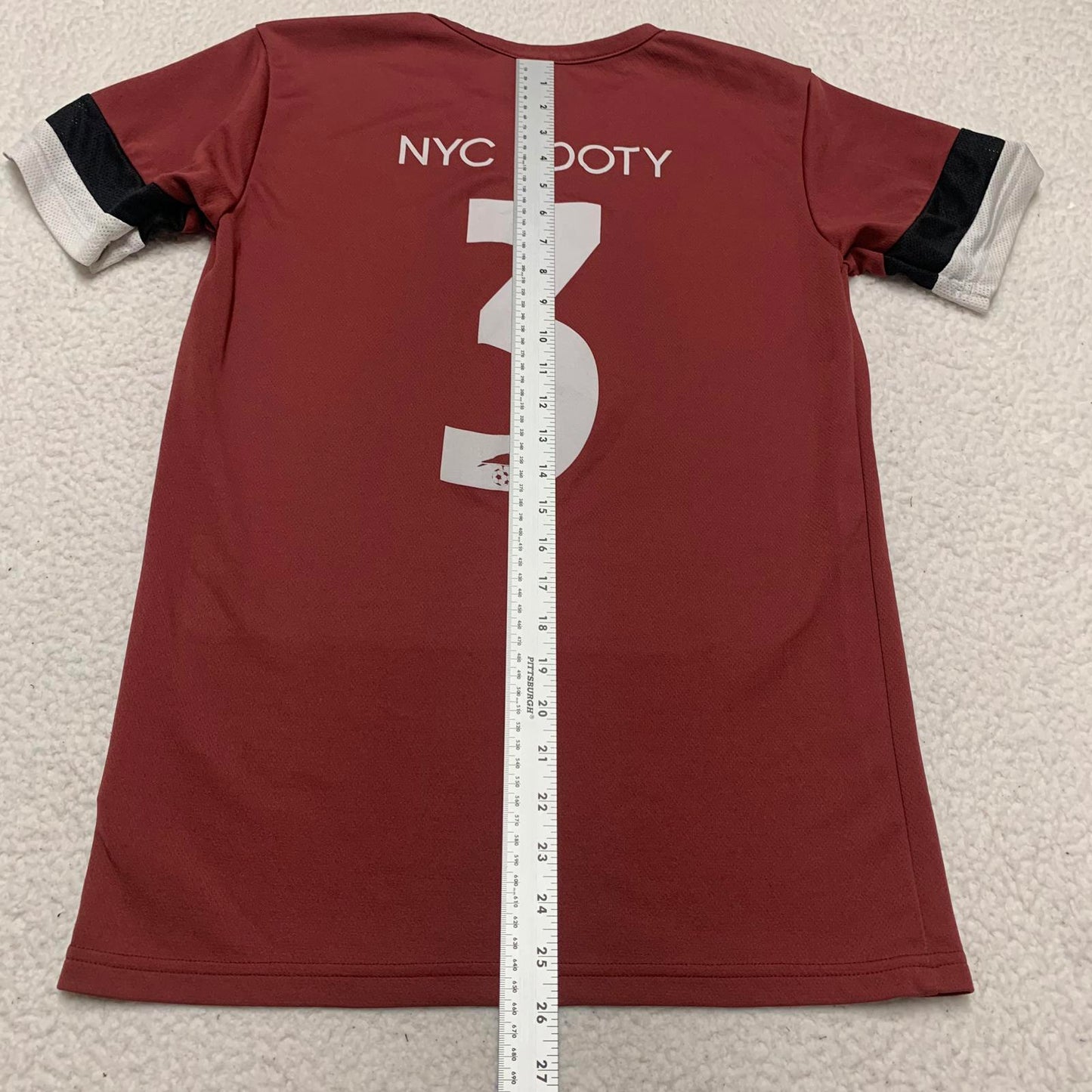 PUMA NYC Footy Soccer Men's Jersey Size S Burgundy