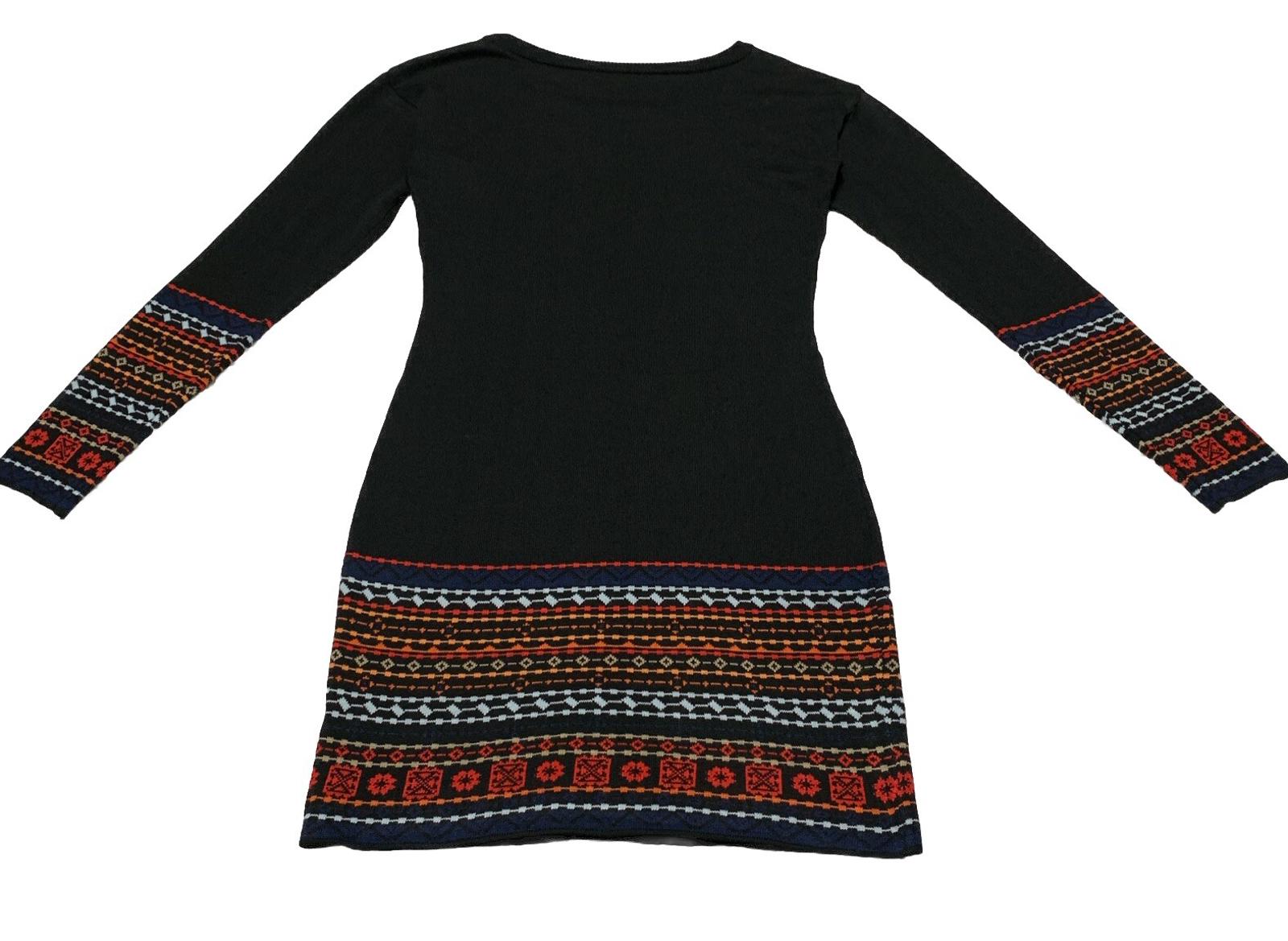 Vestido midi ajustado de punto negro pequeño de POOF Junior con ajuste elástico