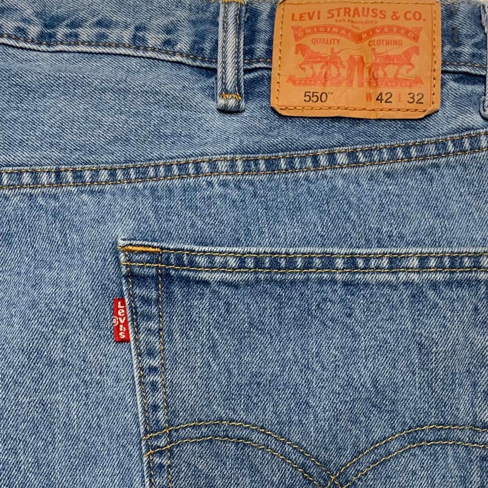 Pantalones cortos vaqueros Levi's 550 para hombre, talla 42, azul alterado, ancho 41,5 (talla real)