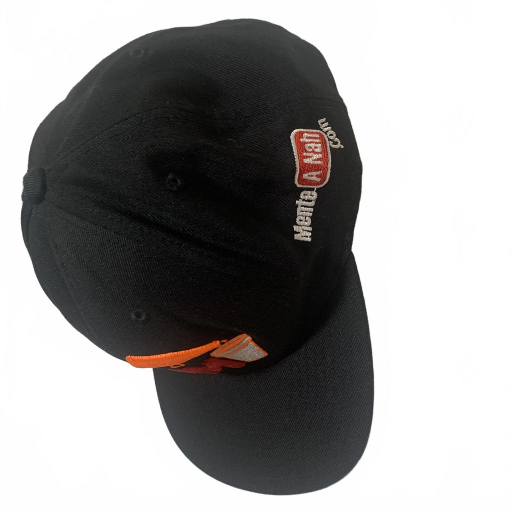Gorra de béisbol clásica negra con cierre a presión y bordado naranja "Quiero Romi"