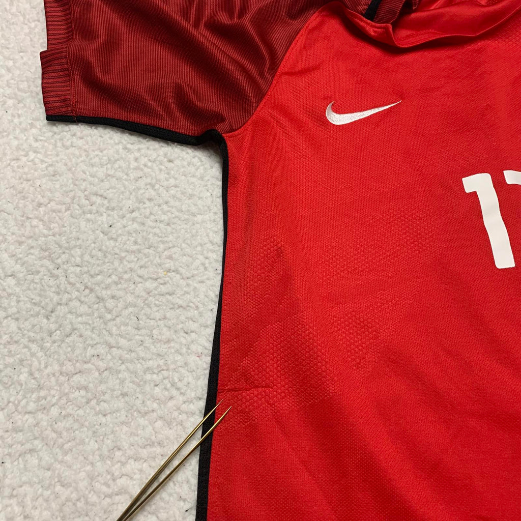 Camiseta de fútbol Nike USA para mujer, talla 26, rojo, negro, Morgan #13, tecnología Dri-FIT