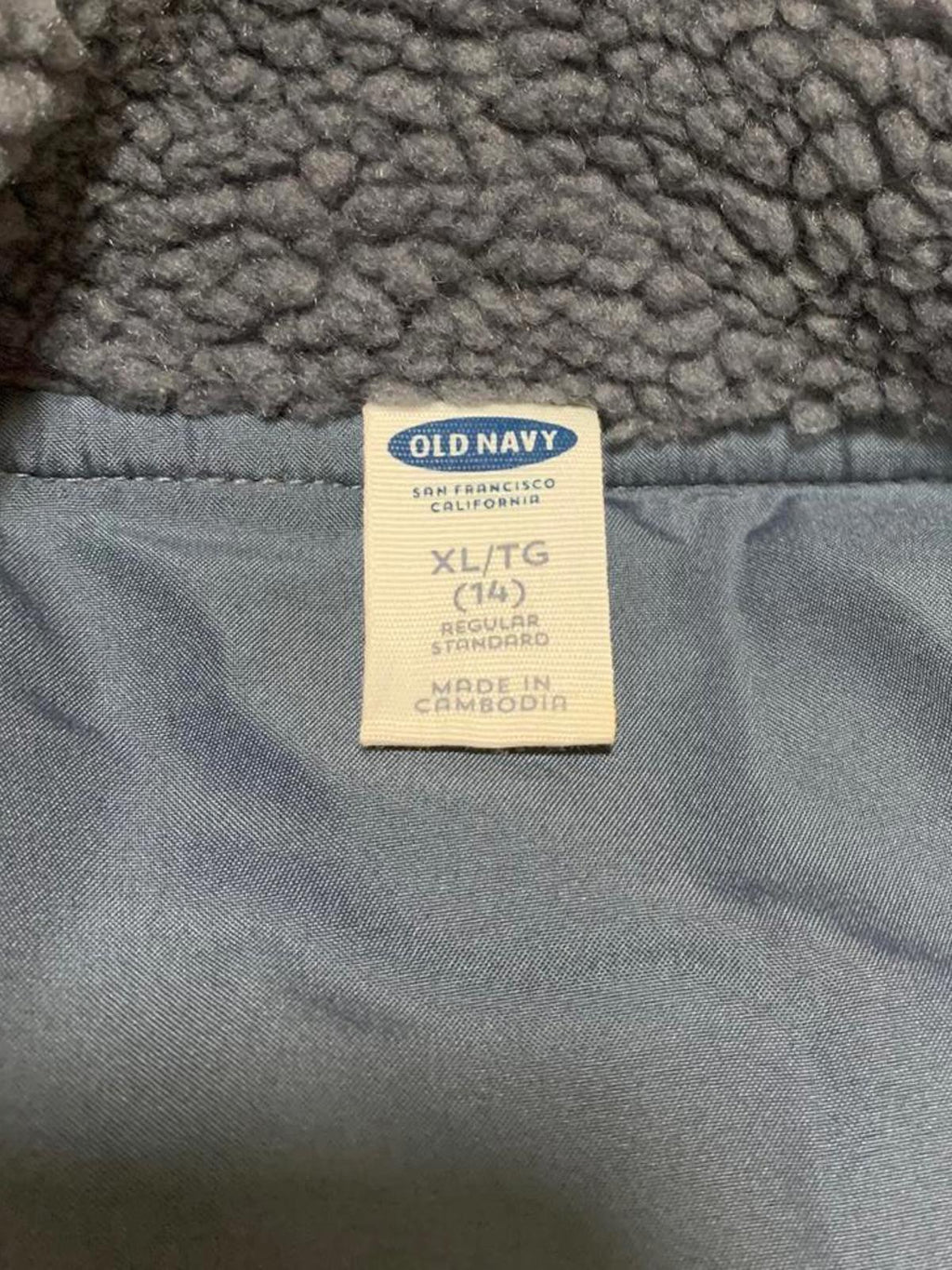 Chaqueta polar gris Old Navy para niña, talla XL TG 14R, con detalles en rosa