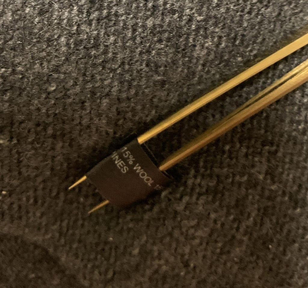 Bufanda de tubo infinita de lana de cachemira con pedrería, color gris, talla única, para mujer de Neiman Marcus