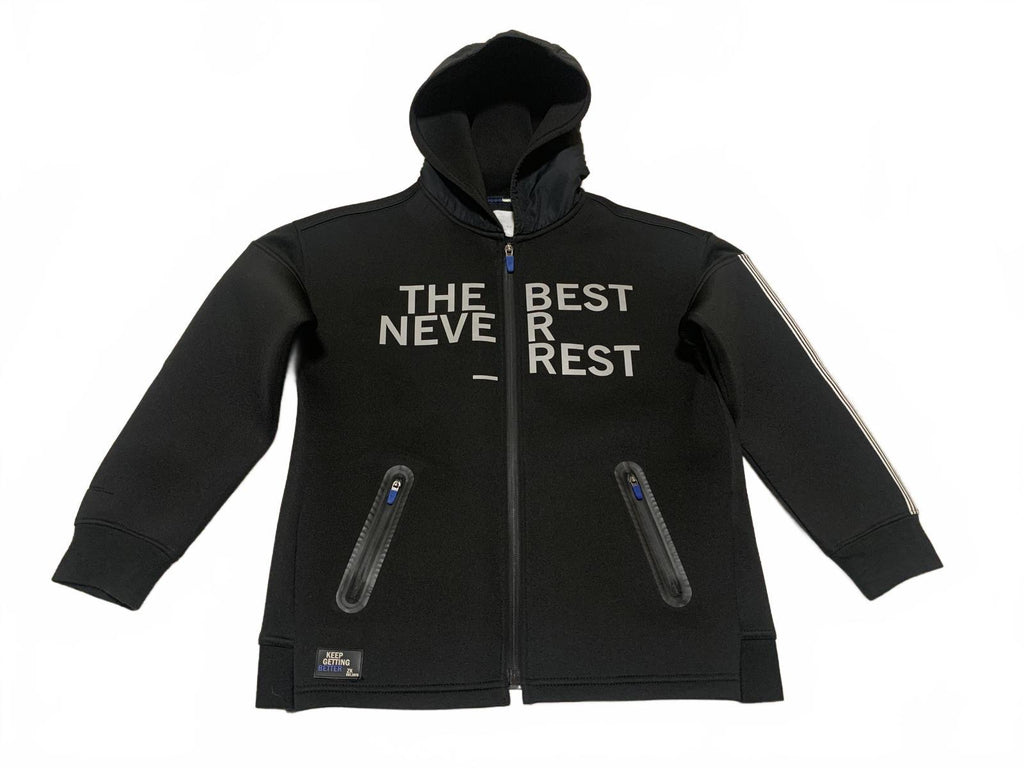 Sudadera con capucha y cremallera negra para niño de la colección Zara Kids, talla 9