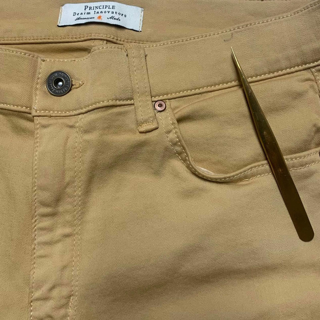 Pantalones de mezclilla Principle Innovators, talla 29, amarillos, con dobladillo deshilachado, ancho 30 x 27 L, EE. UU.