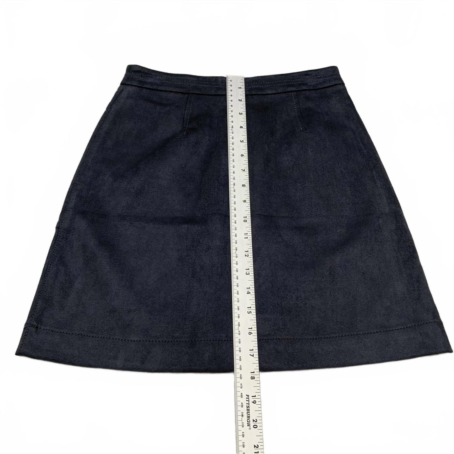 LOFT Petite Sze 00 Petite Suede Mini Skirt Zipper Pockets Charcoal Gray W 26.5