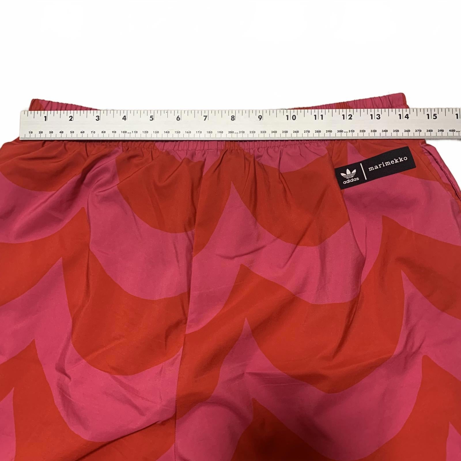 Pantalones deportivos Adidas Marimekko Primegreen para mujer, talla 8-10, color rojo fucsia