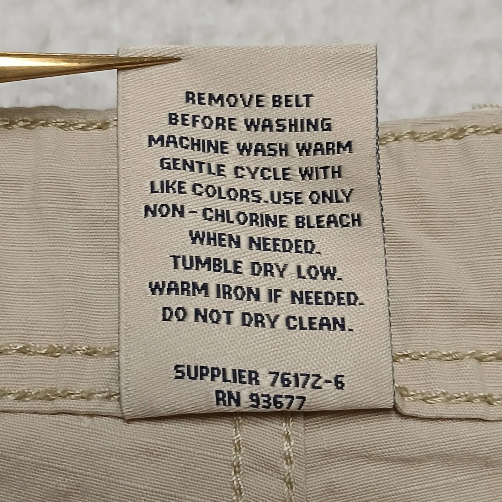 Pantalones cortos cargo beige con cinturón para hombre St. John's Bay, talla 44, W46 Classic