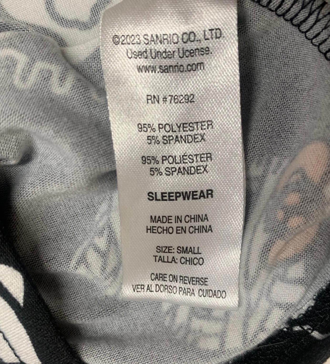 Camisa de manga corta de Hello Kitty para mujer, color negro, talla pequeña, para Halloween