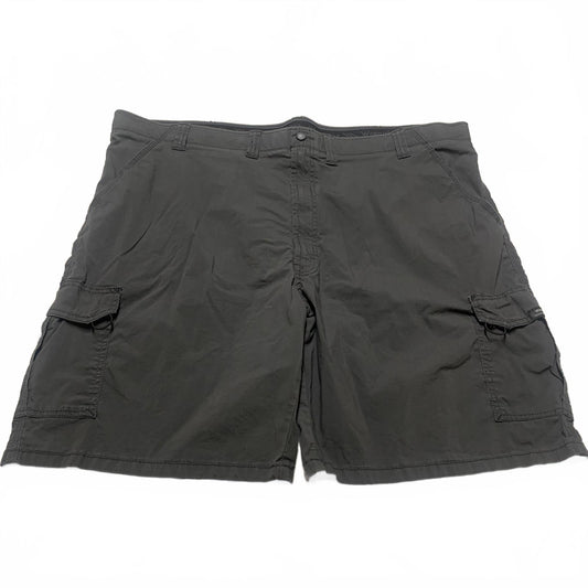 Wrangler Men's Sz 48 Gray Cargo Shorts W49