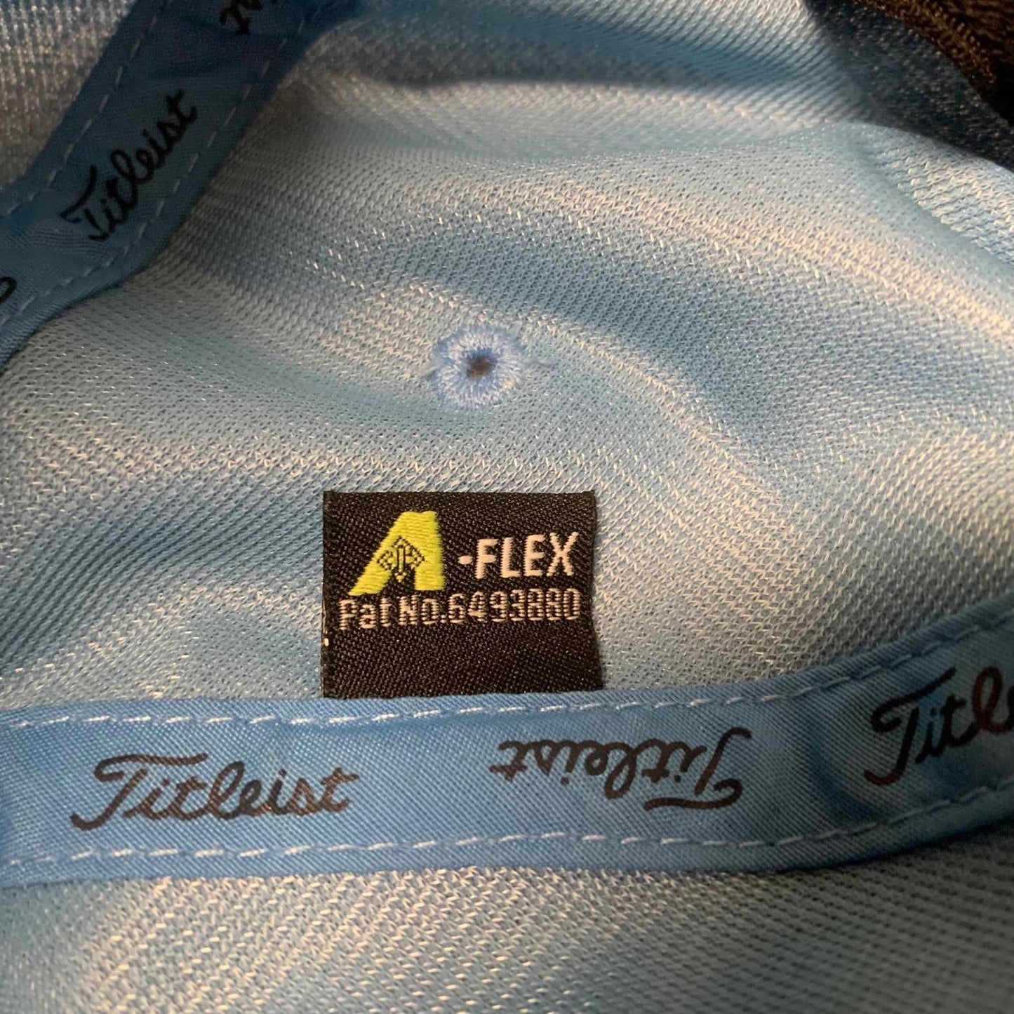 Titleist Performance Mens Light Blue Size L/XL Golf Hat A-Flex
