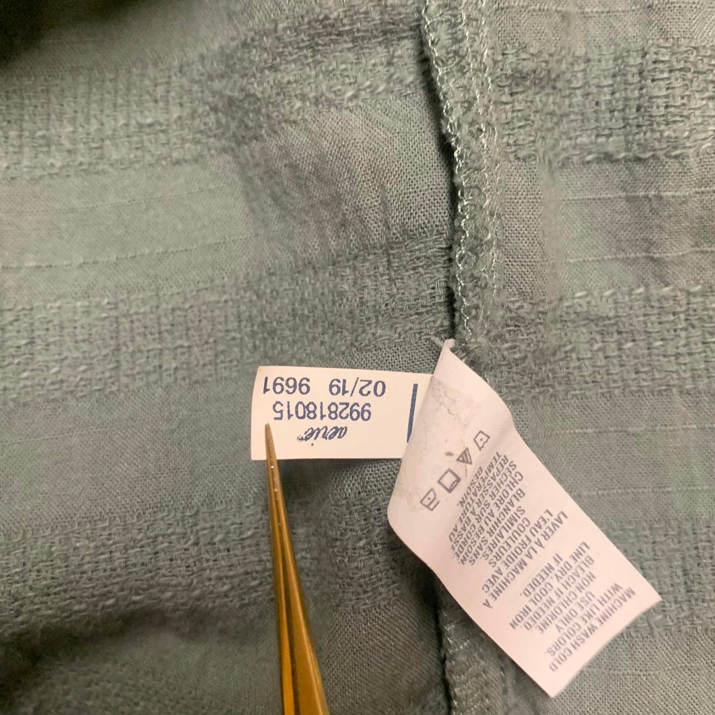 Vestido midi verde fruncido Aerie para mujer, talla XS, con botones en el exterior y tirantes sin mangas