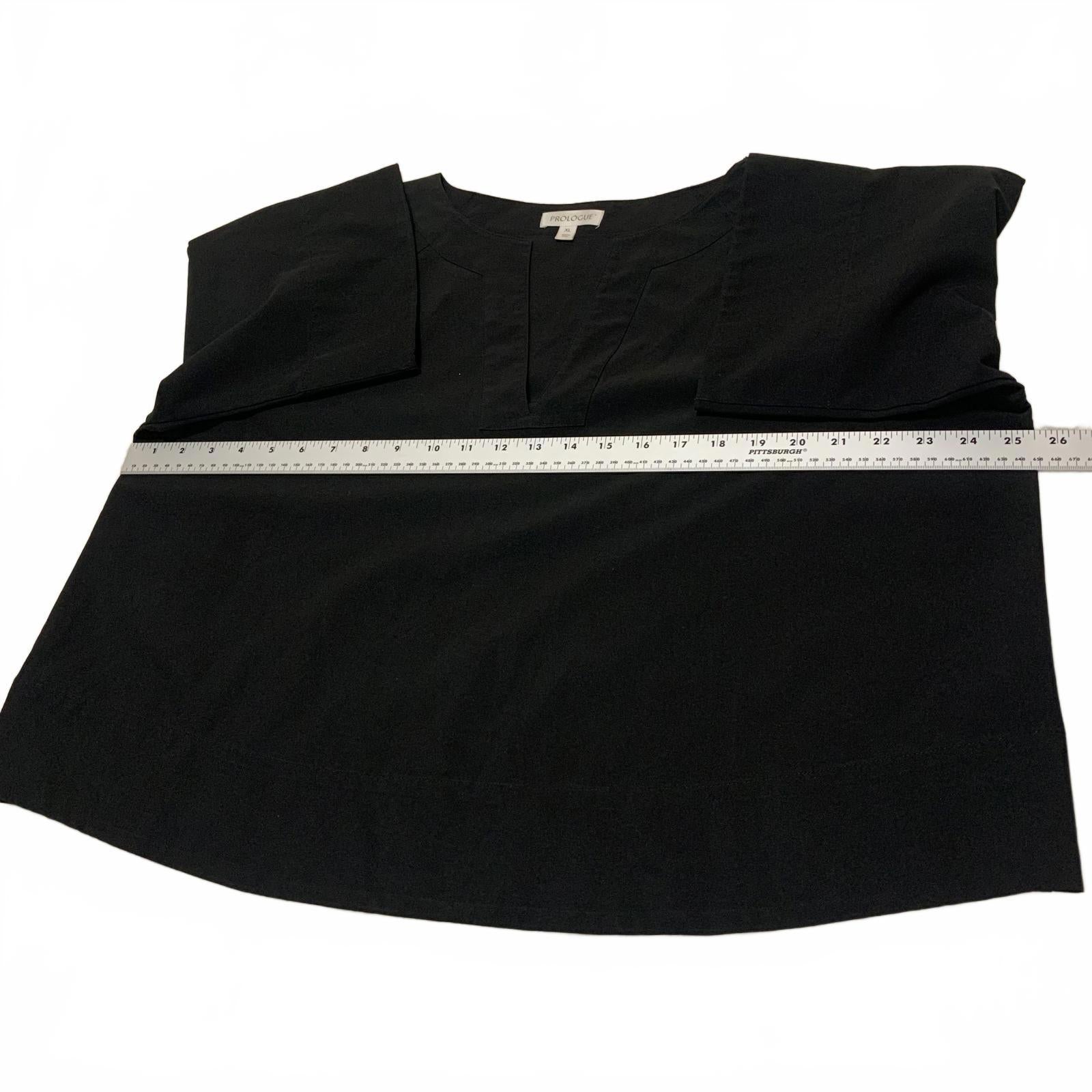 Top corto minimalista de gran tamaño con cuello en V negro para mujer, talla extragrande, de Prologue