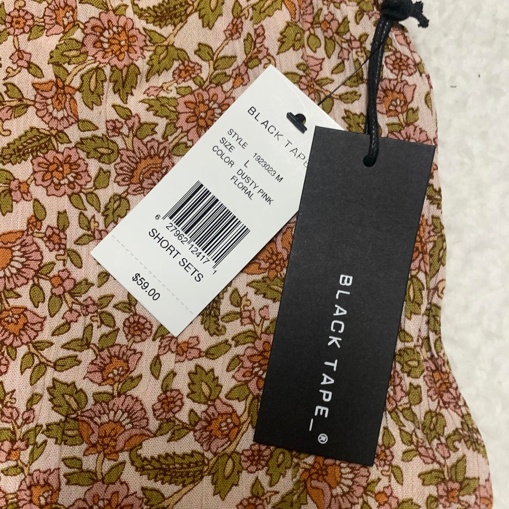 Blusa de manga corta con volantes y cuello en V floral talla grande para mujer de Black Tape India