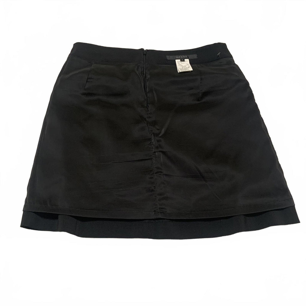 Minifalda negra de corte A para mujer de On &amp; On, talla 2