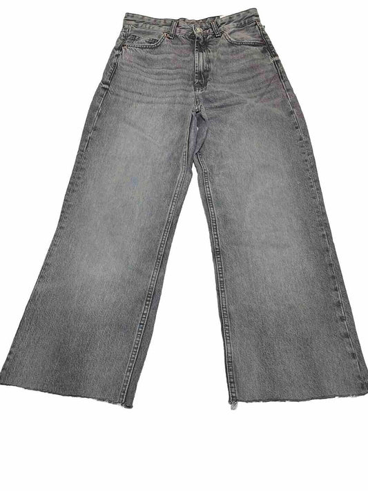 Zara Jeans Women's Size 6  Denim Gray  Cropped Frayed Edge