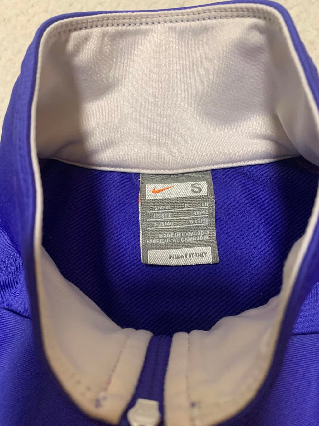 Chaqueta deportiva Nike con cremallera completa para mujer, color morado, talla pequeña