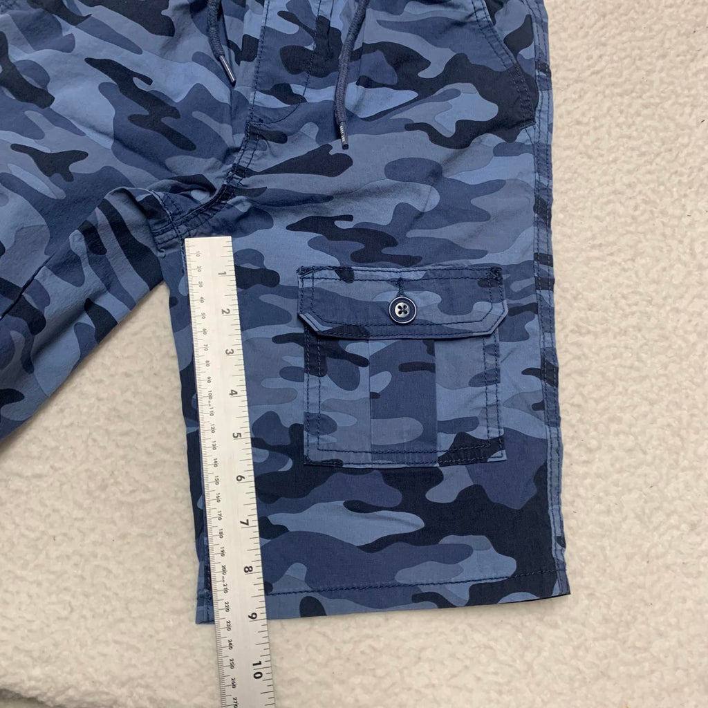 Pantalones cortos cargo de camuflaje azul para niños GAP talla grande verano W22