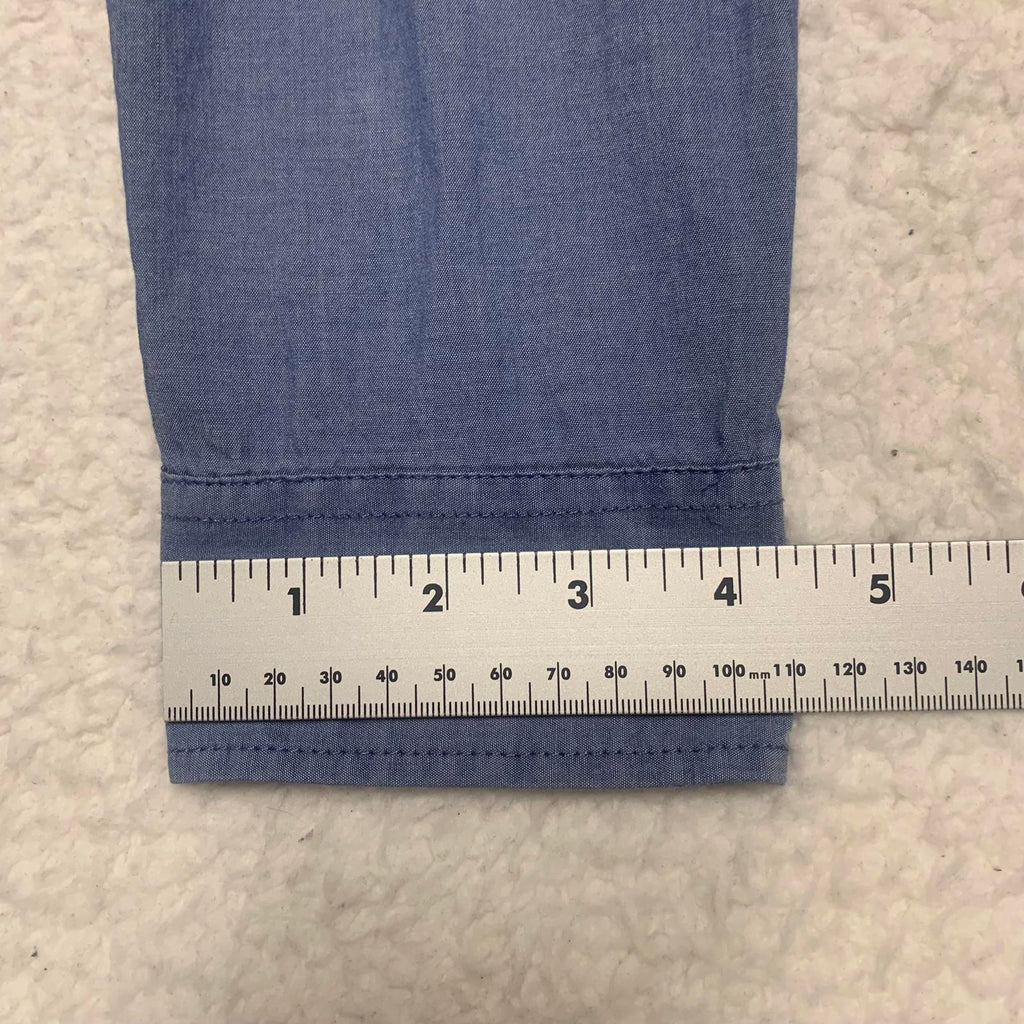 Camisa de mezclilla suave azul claro con botones Goodfellow &amp; Co para hombre, talla pequeña