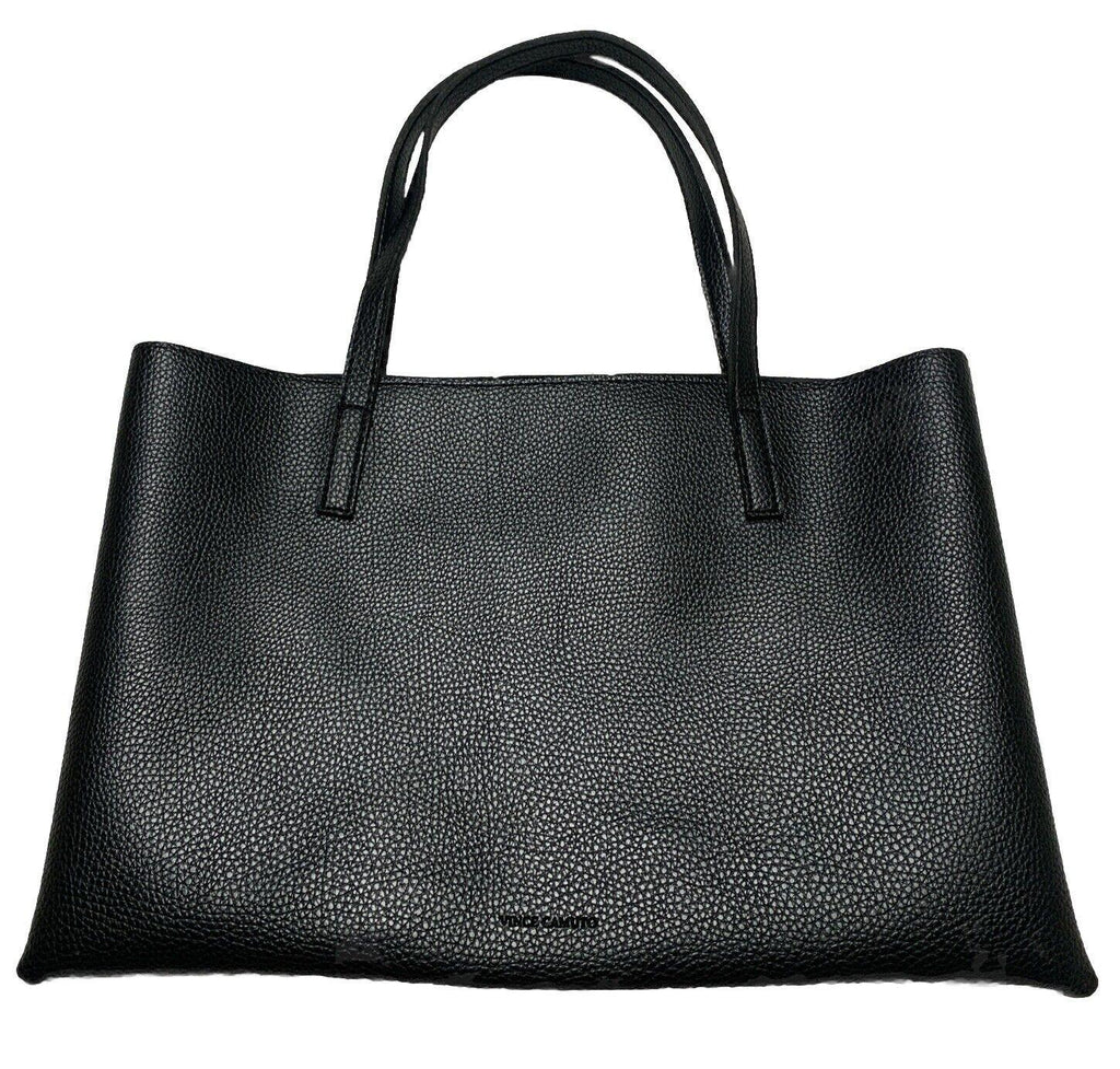 Bolso tote de piel vegana suave con diseño granulado de rayas grises y negras para mujer de Vince Camuto