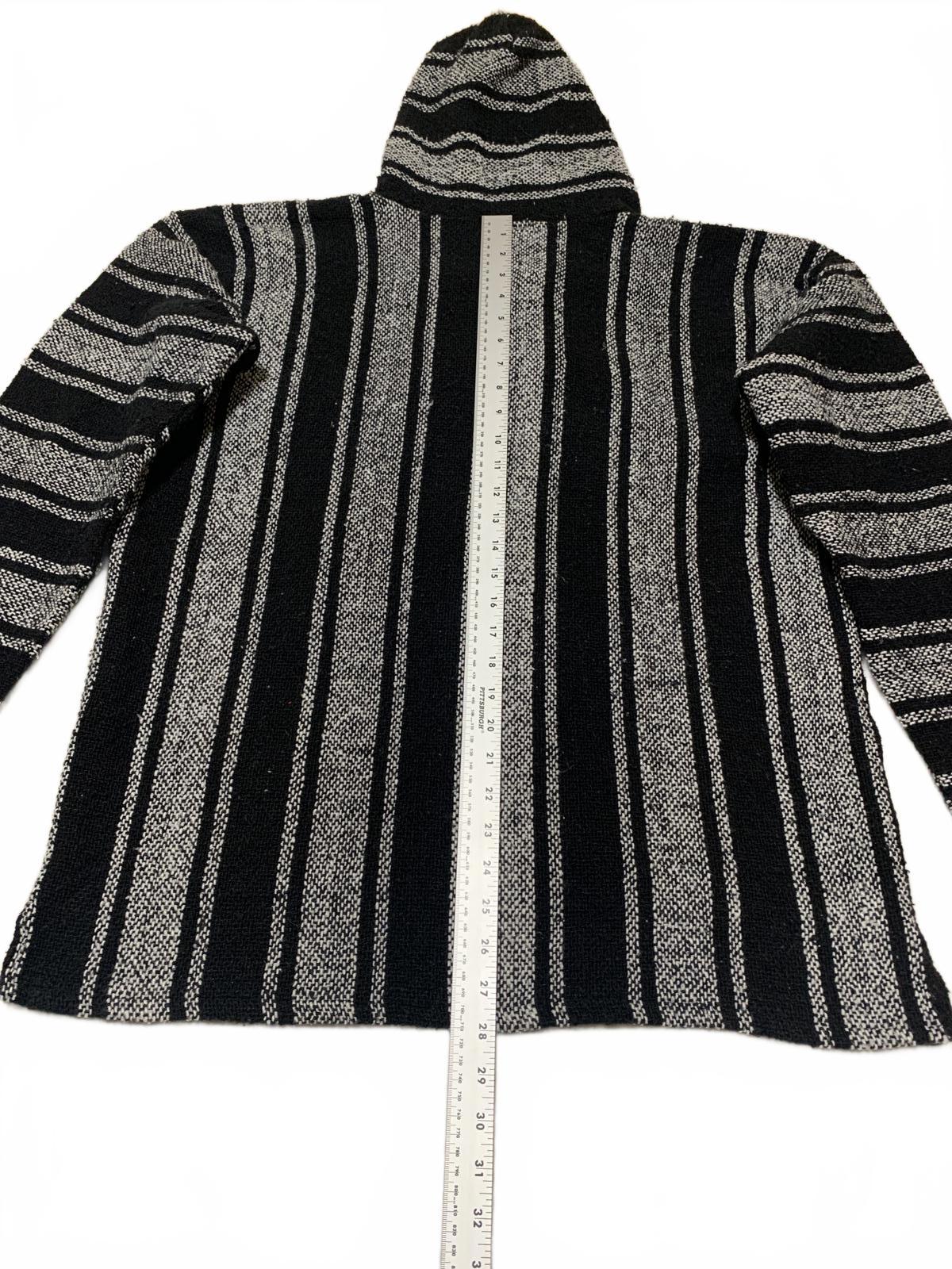 La Montaña Especial Sudadera con capucha a rayas blancas y negras talla XL para hombre, México