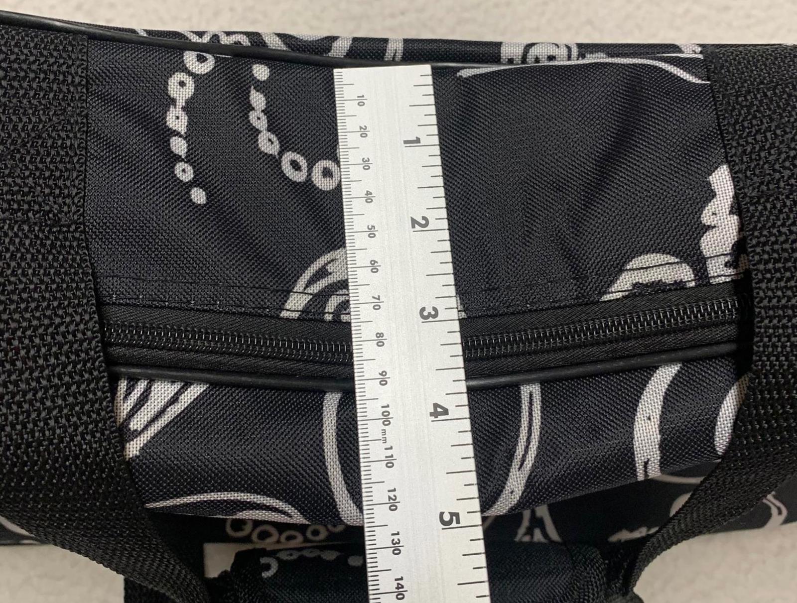 Bolsa para bandeja de comida caliente con diseño floral negro Home Essentials